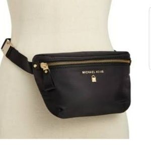 New Michael kors authentic